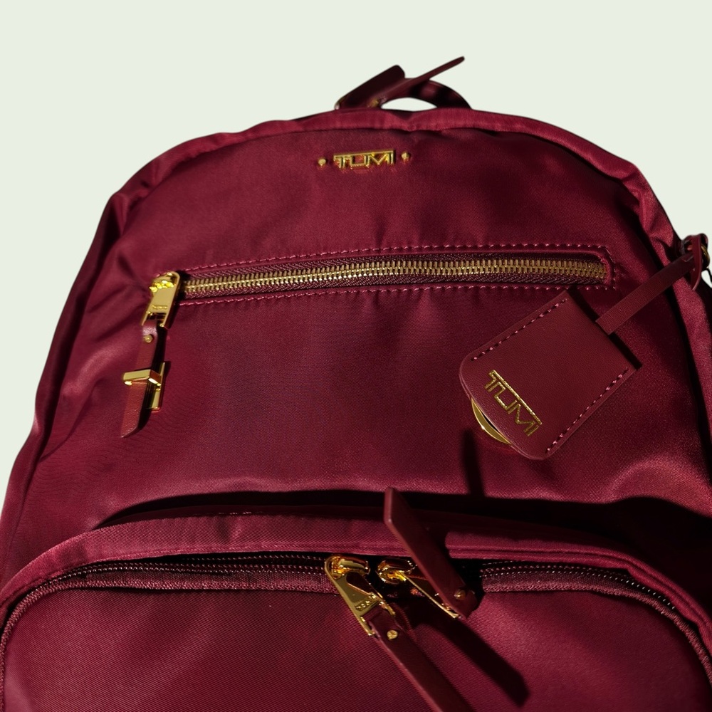 🌺 Tumi Voyageur Nylon Backpack | Women's Commuter Bag - Picture 3 of 5